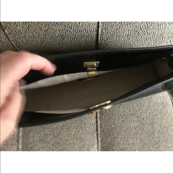 Authentic Tory Burch black patent leather clutch - Picture 3 of 7